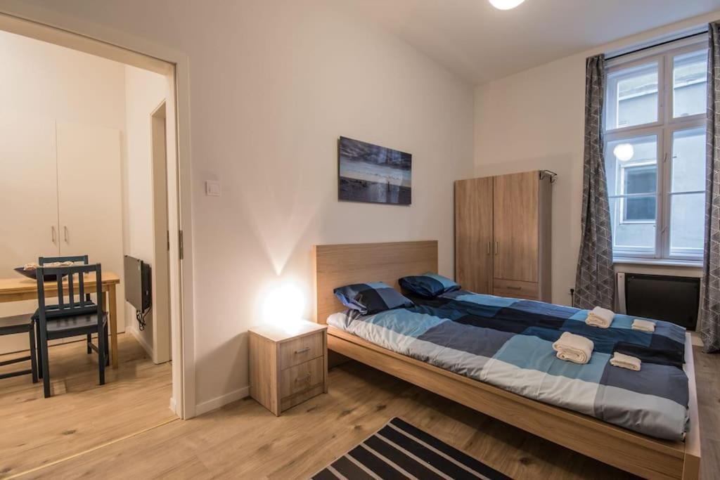 A+ Budapest Central Dob Street Apartman Kültér fotó